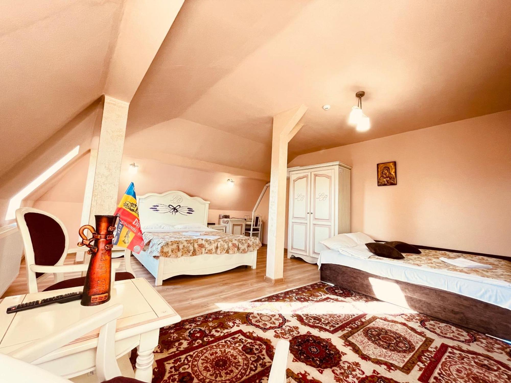 סוסאבה Leaganul Bucovinei Guest House חדר תמונה