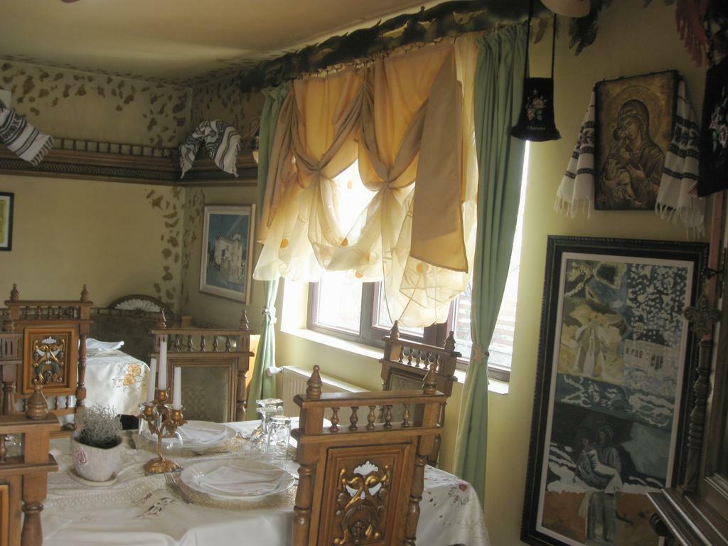 סוסאבה Leaganul Bucovinei Guest House מראה חיצוני תמונה