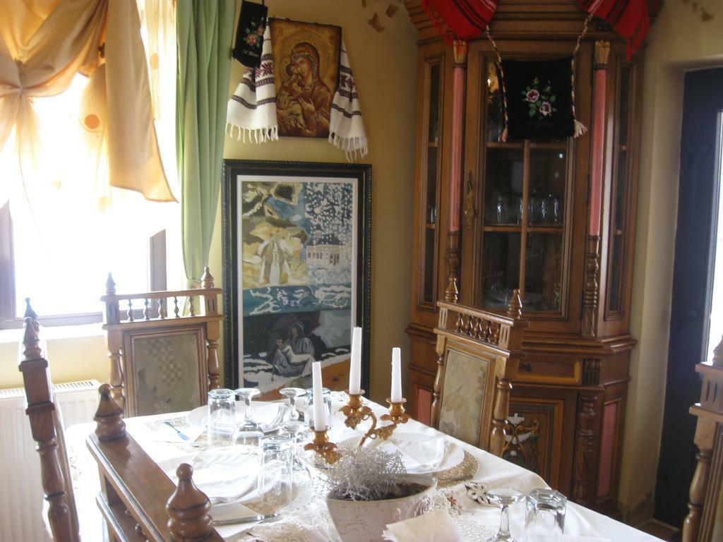 סוסאבה Leaganul Bucovinei Guest House מראה חיצוני תמונה
